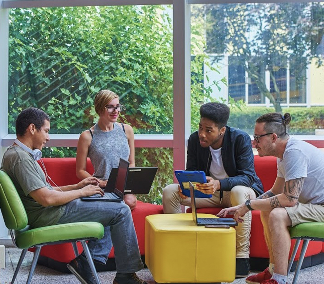 Diplomas técnicos y vocacionales